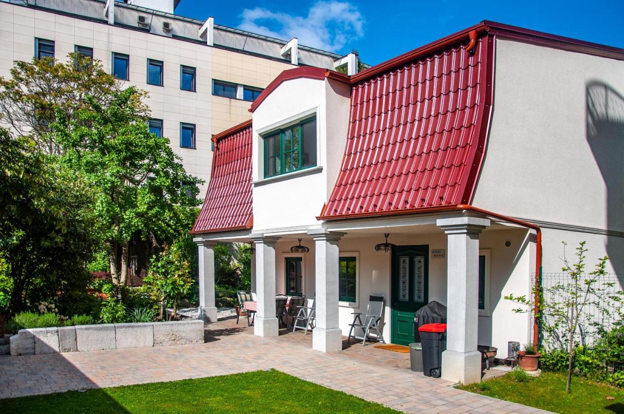 Entire House In The Center Of Ljubljana - Free Parking - Dragon Garden Pavilion ليوبليانا المظهر الخارجي الصورة
