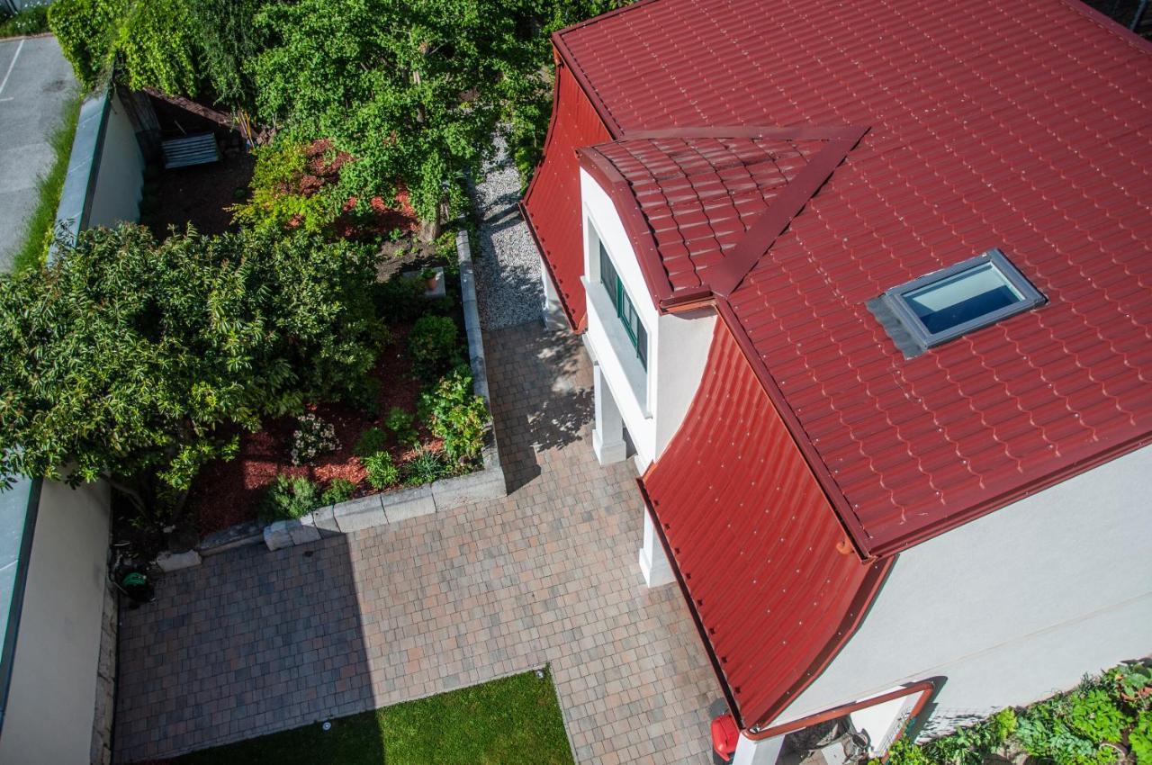 Entire House In The Center Of Ljubljana - Free Parking - Dragon Garden Pavilion ليوبليانا المظهر الخارجي الصورة