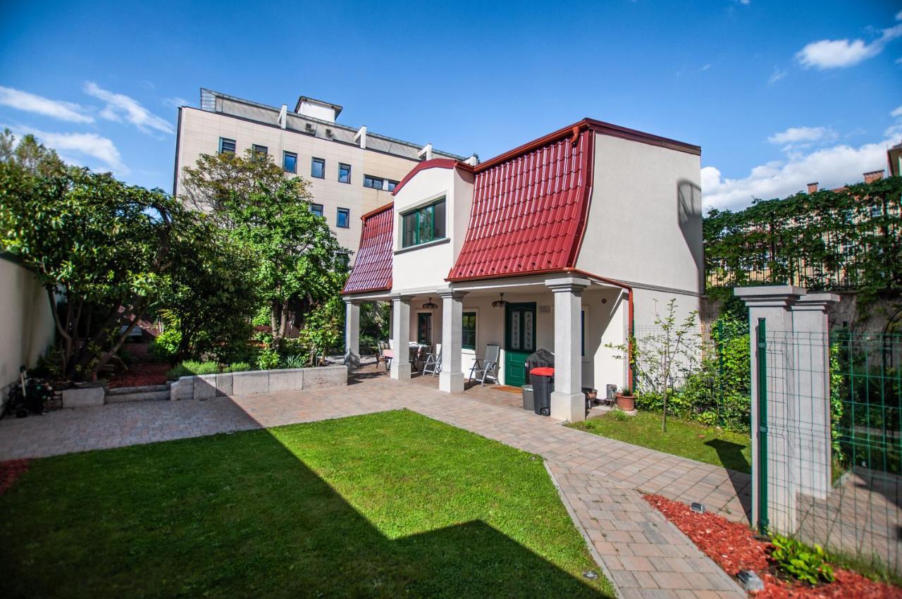 Entire House In The Center Of Ljubljana - Free Parking - Dragon Garden Pavilion ليوبليانا المظهر الخارجي الصورة
