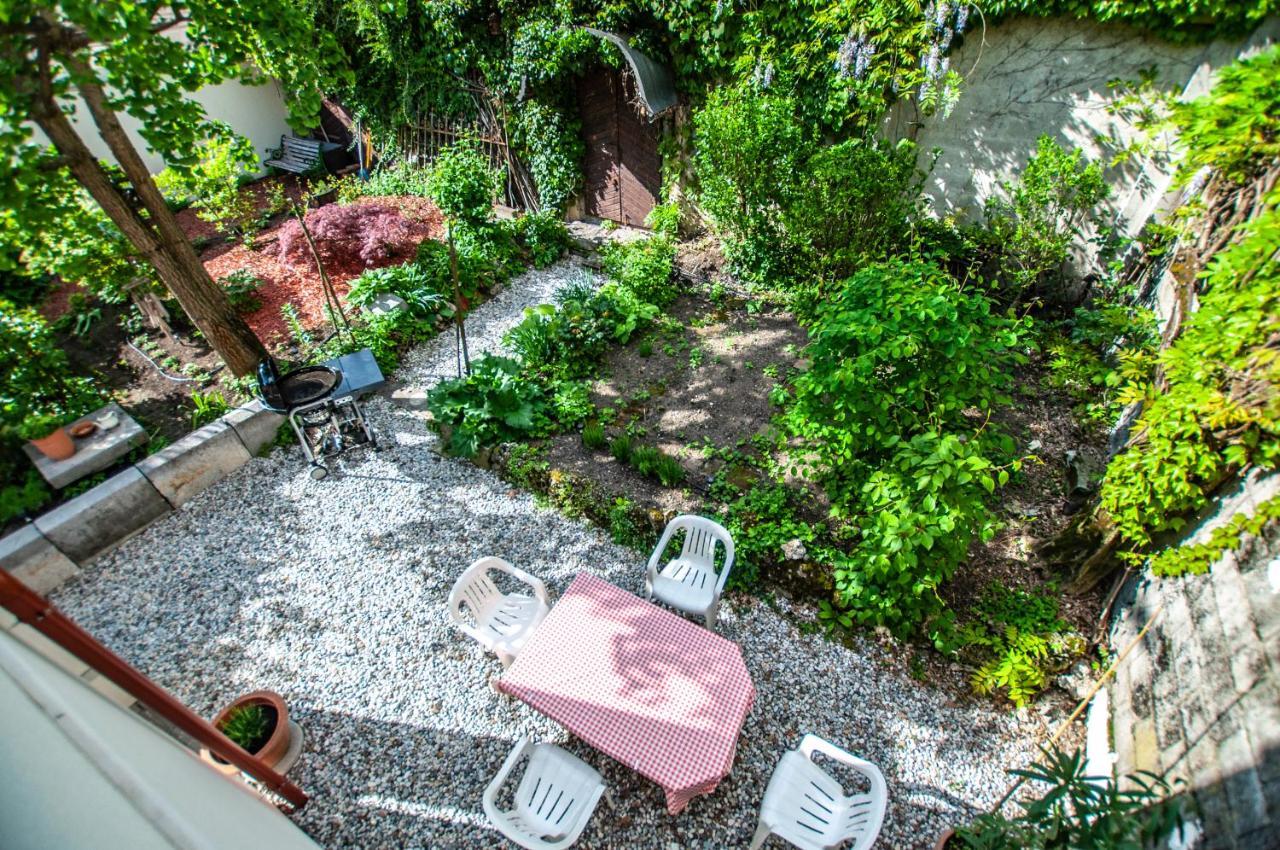 Entire House In The Center Of Ljubljana - Free Parking - Dragon Garden Pavilion ليوبليانا المظهر الخارجي الصورة